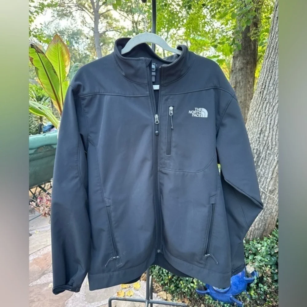 The North Face TNF APEX Jacket - Mens XL